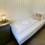 Дом отдыха In With Terrace *