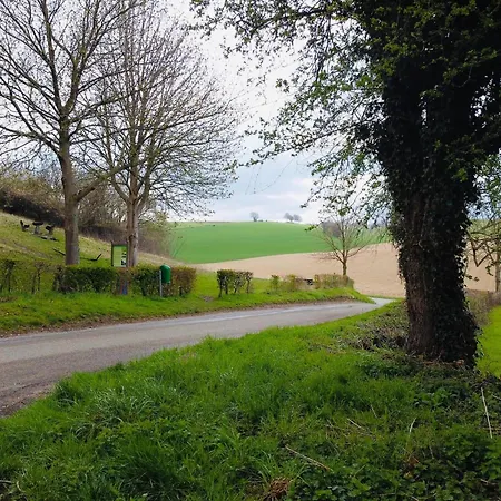 In Voerendaal With Terrace Hébergement de vacances Ubachsberg